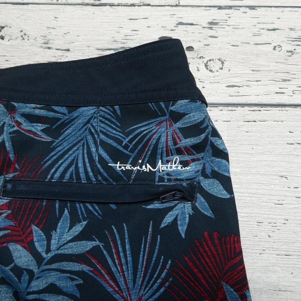 TravisMathew Shorts Boys Large Navy Blue Red Palm Leaf Board Shorts Swim Trunks